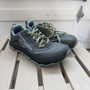 Women's Altra Lone Peak 5 Balsam Green Trail Running Shoe, size 8